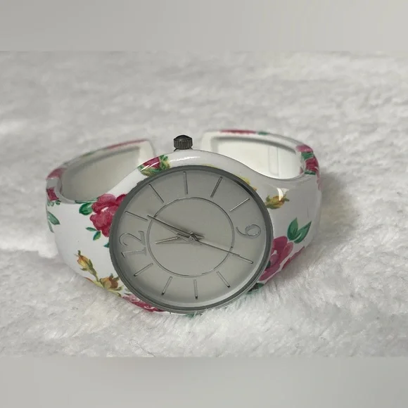 White Floral Design Ladies Bangle Style Wristwatch - Picture 3 of 12